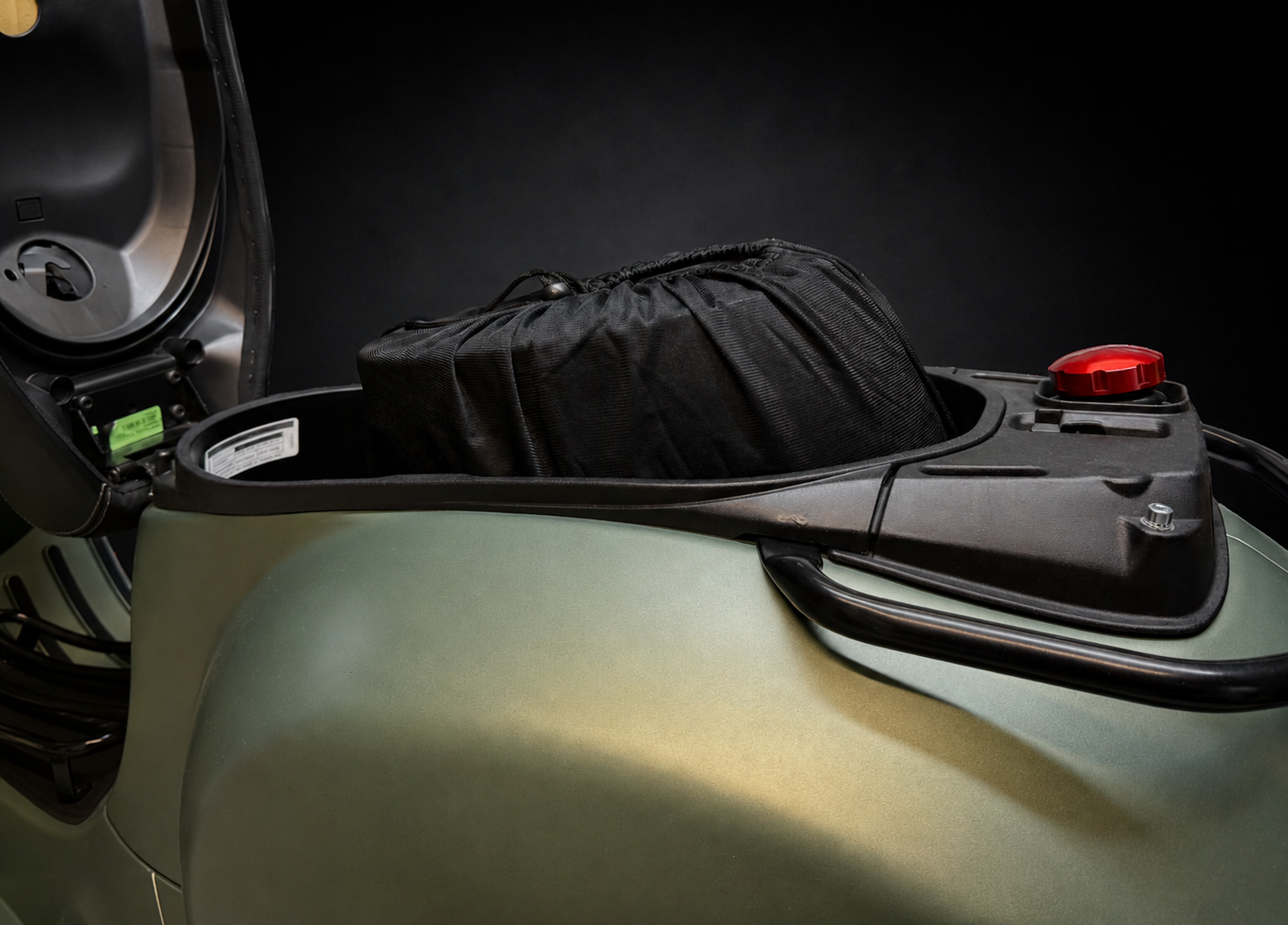 Sitz-Verschlussverlängerung für Vespa GTS / GTV