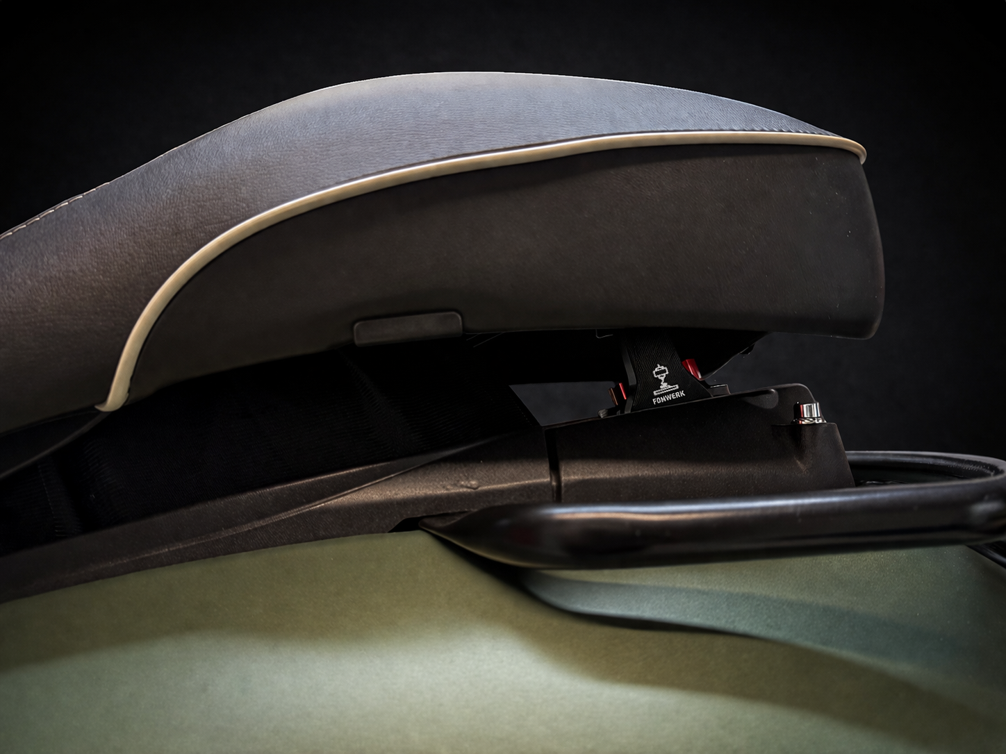 Sitz-Verschlussverlängerung für Vespa GTS / GTV