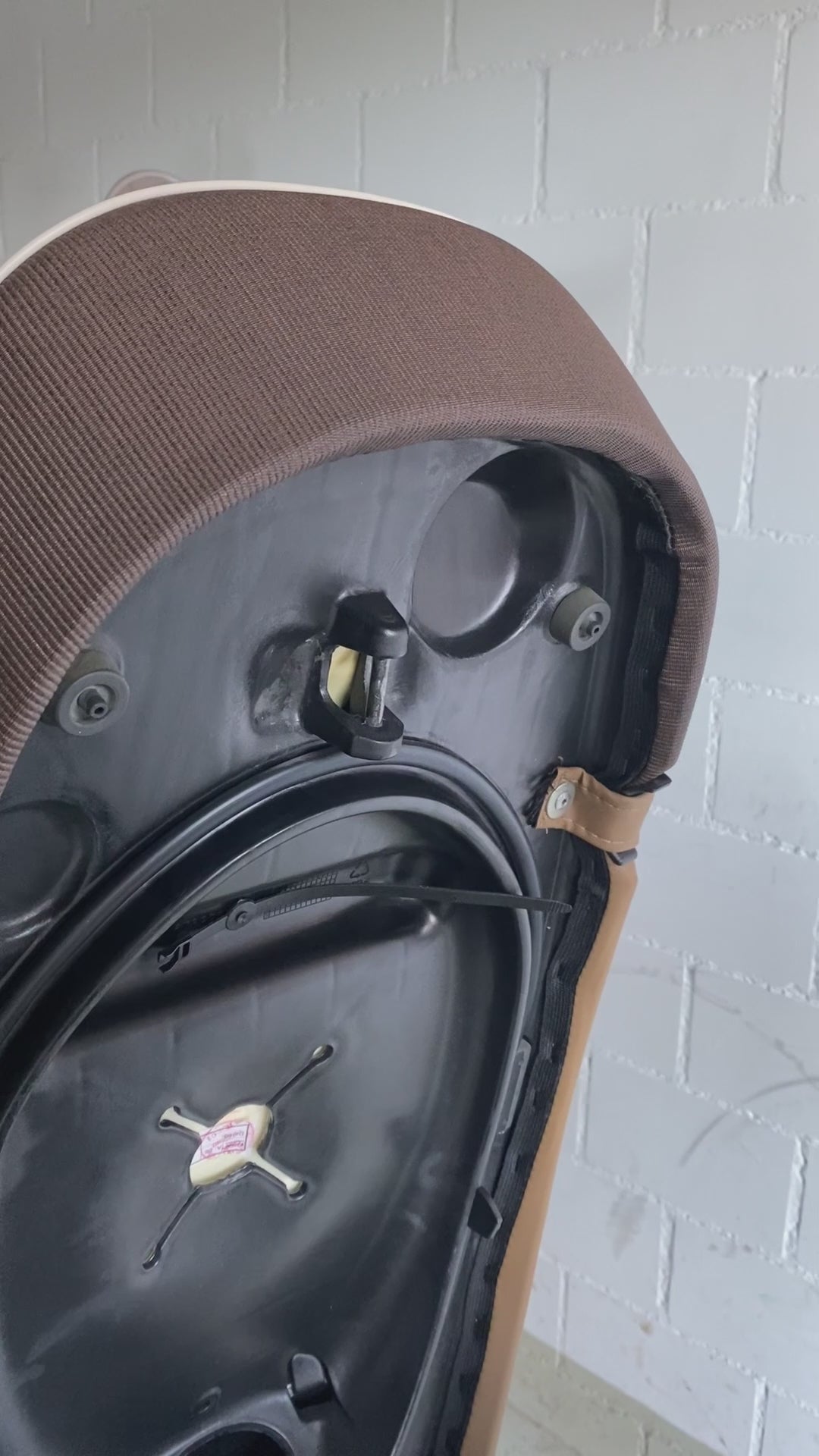 Sitz-Verschlussverlängerung für Vespa Primavera / Sprint